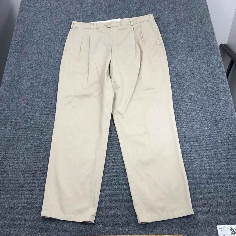 Vintage TravelSmith Pants Mens 42 Khaki Cotton Pleated Chino Casual Made in USA